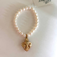 Load image into Gallery viewer, Pearl Bracelets with Vintage Charms